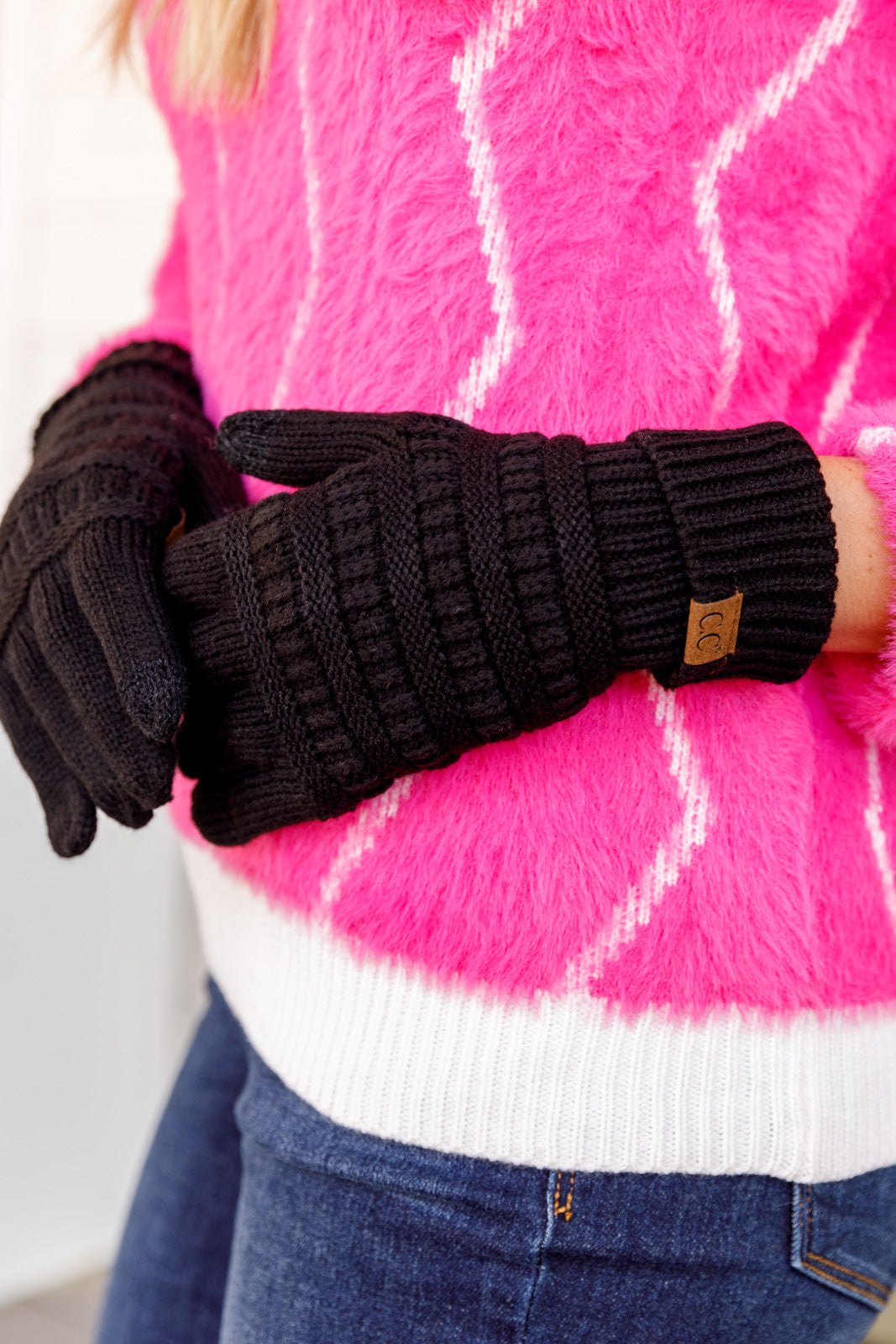 Got You Covered Knit Gloves In Black